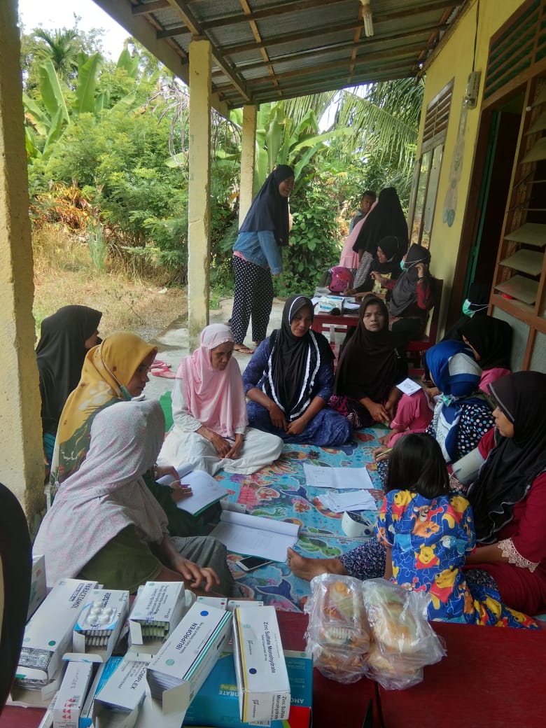 Pelaksanaan posbindu dan pemeriksaan katarak di korong pautan kabau